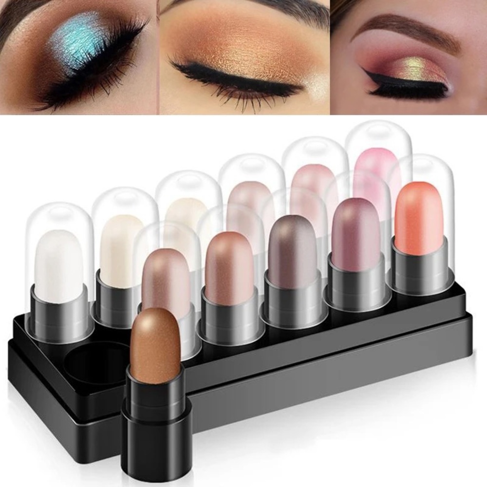 Eye makeup - Picture 3 of 10